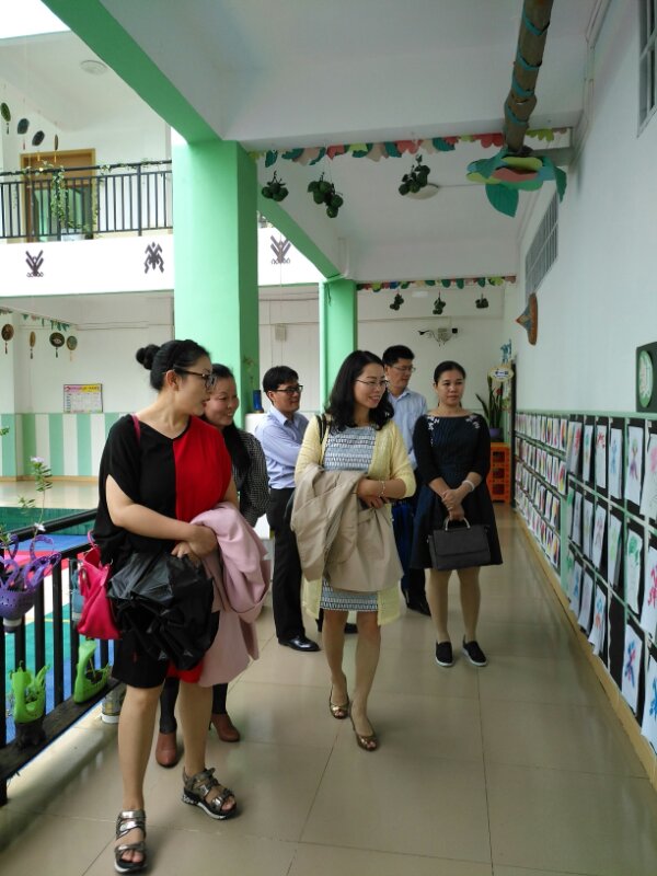 中央教育科学研究所易凌云博士受邀到琼中指导学前对口帮扶工作