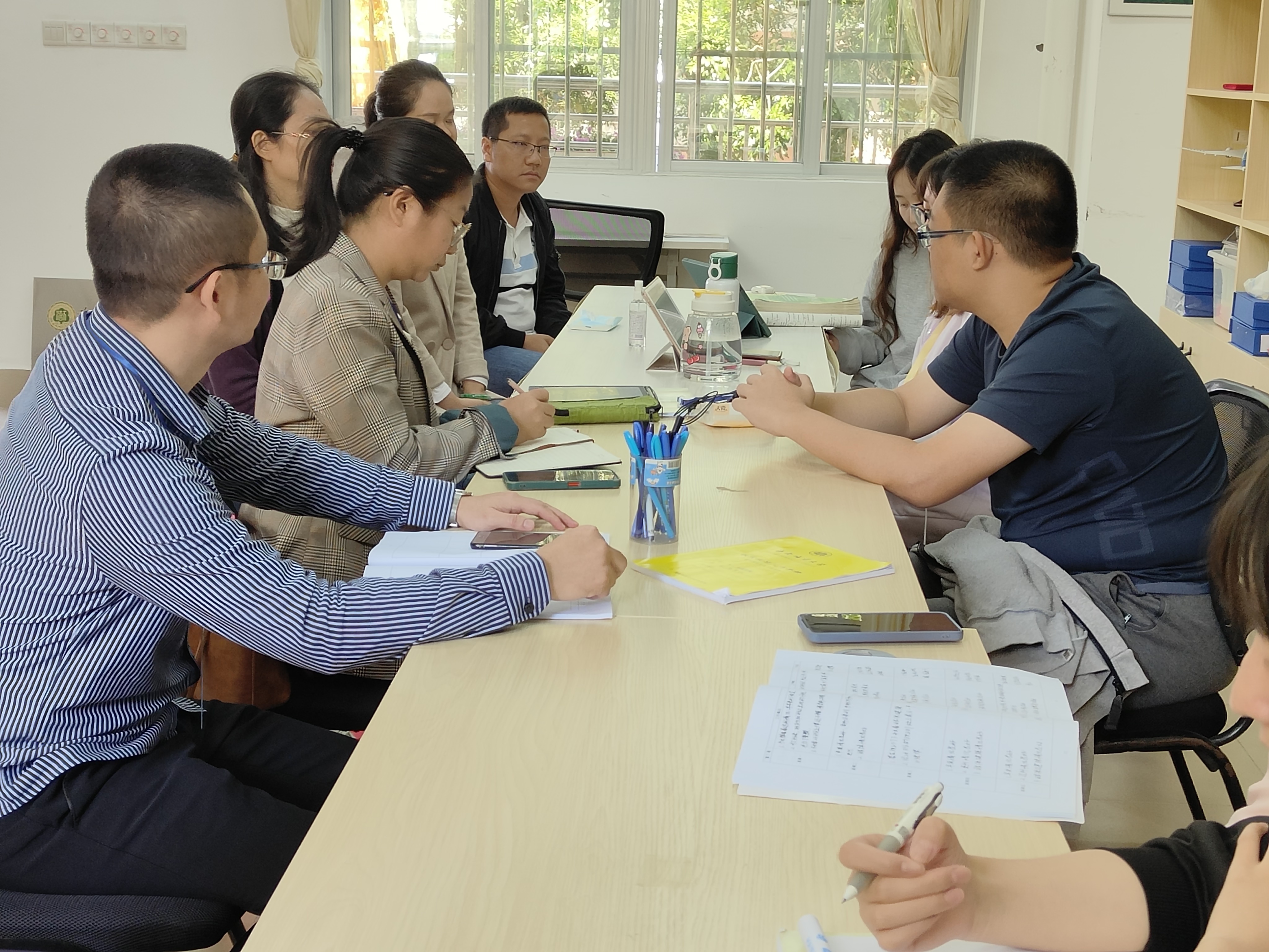 心理学院对2018级应用心理学专业实习生教育实习•研习工作进行中期检查