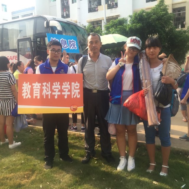 学院喜迎2015级新生入学