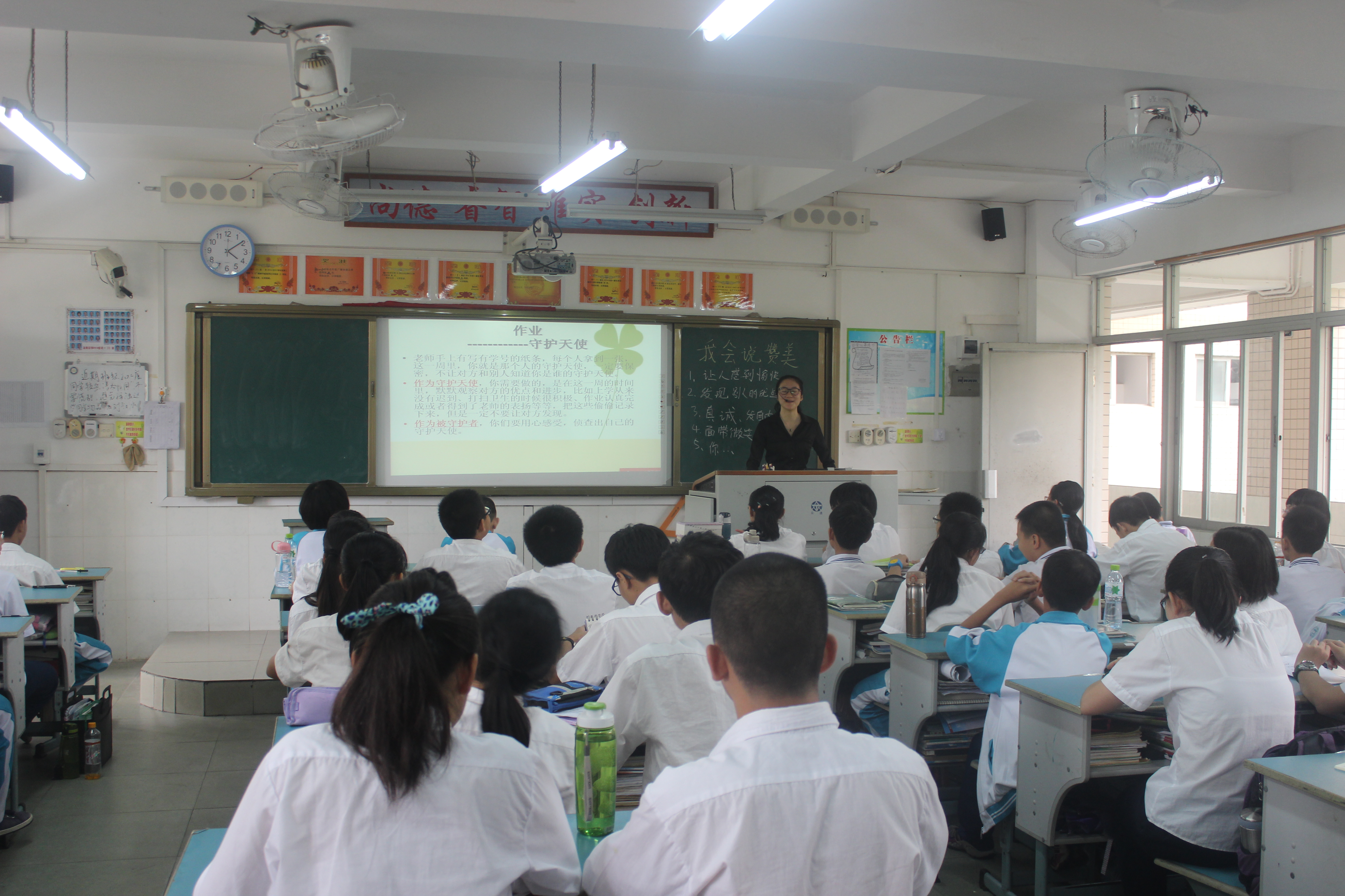 我院领导到海南中学检查应用心理学专业学生